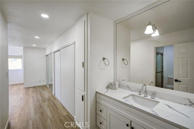 23391 Park Sorrento, Calabasas, CA 91302