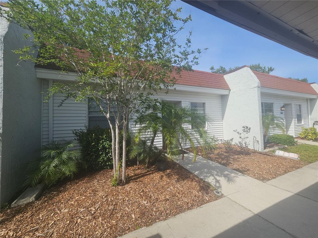 13813 MISSION OAKS BOULEVARD, Seminole, FL 33776
