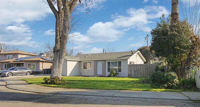 1426 Pelem Ct, Stockton, CA 95203