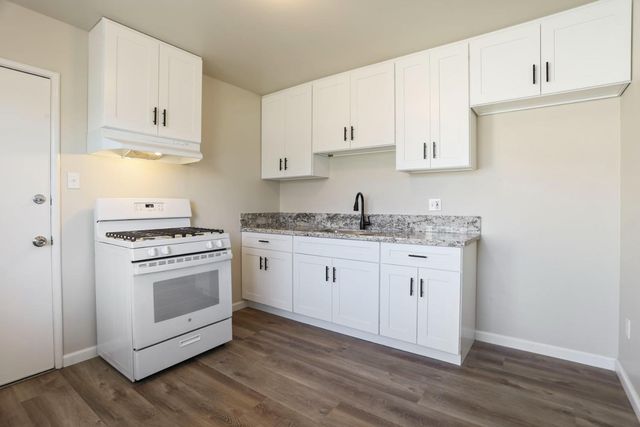 1426 Pelem Ct, Stockton, CA 95203