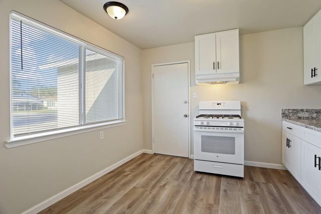 1426 Pelem Ct, Stockton, CA 95203