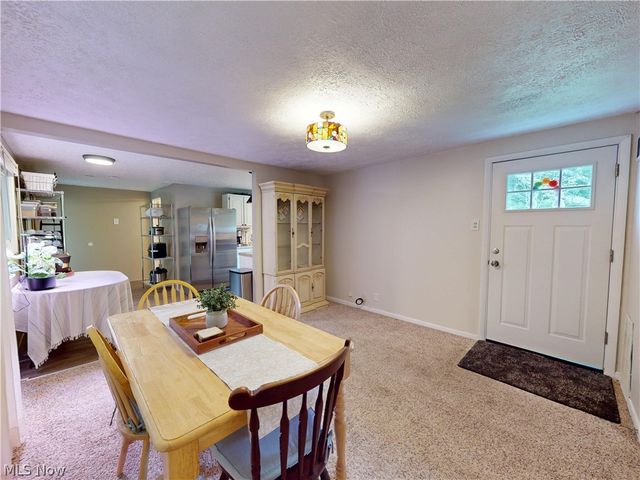 1063 Thistleridge Drive, Macedonia, OH 44056