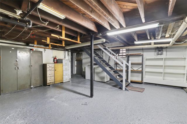 1 Rutgers Place, Scarsdale, NY 10583