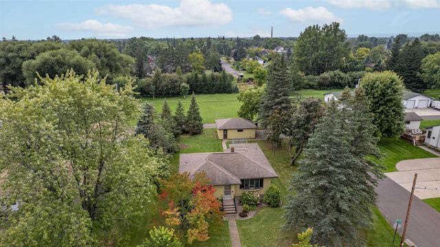 702 E 5th St, Superior, WI 54880