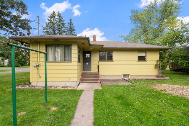 702 E 5th St, Superior, WI 54880