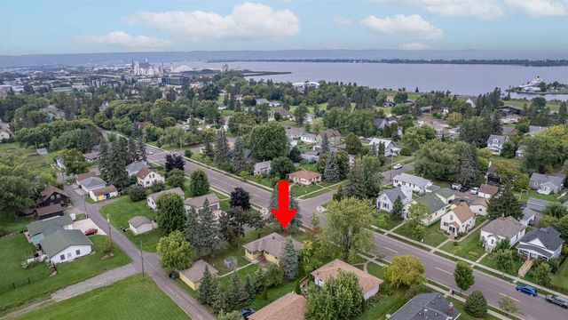 702 E 5th St, Superior, WI 54880