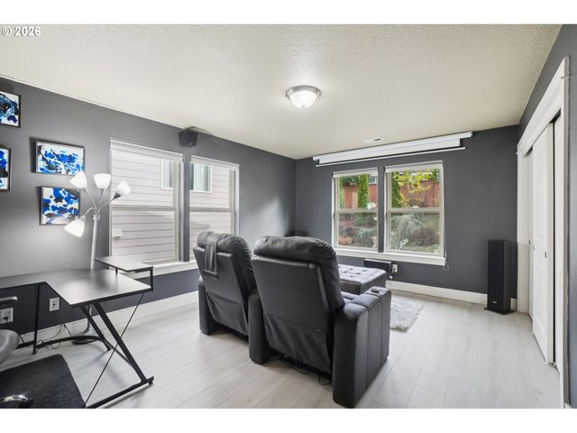 17578 Sw LOMA VISTA St, Beaverton, OR 97007