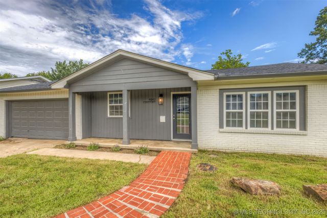 5951 E 25th Place S, Tulsa, OK 74114