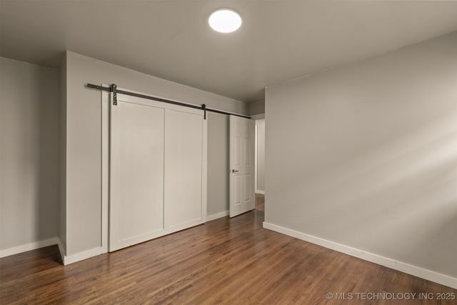 5951 E 25th Place S, Tulsa, OK 74114