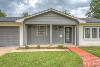 5951 E 25th Place S, Tulsa, OK 74114