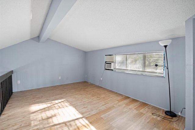 2142 BRADFORD STREET 323, Clearwater, FL 33760