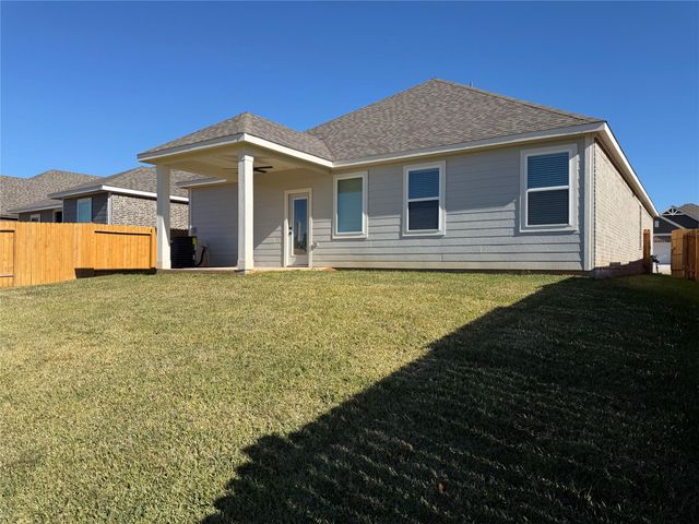 15683 Honey Cove Drive, Conroe, TX 77303