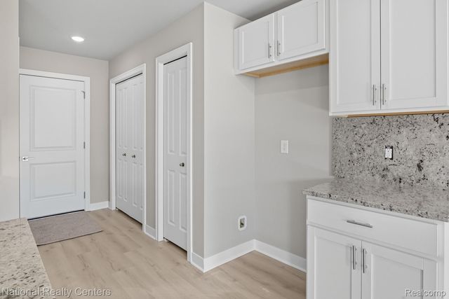25018 Reeck Road, Woodhaven, MI 48183