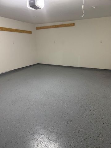 10042 Westview Drive, Houston, TX 77055