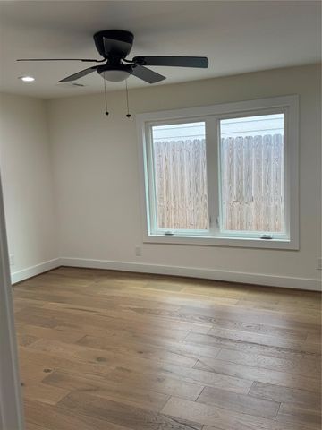10042 Westview Drive, Houston, TX 77055