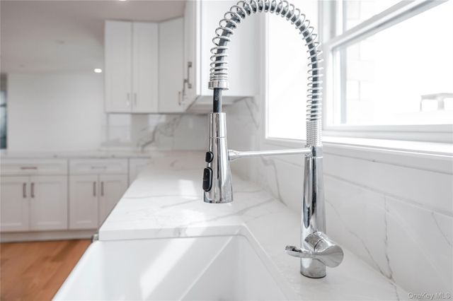 50 W Broadway 1101, Long Beach, NY 11561