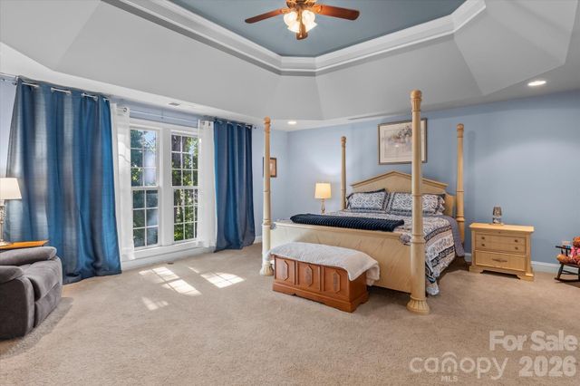 228 Forest Walk Way, Mooresville, NC 28115