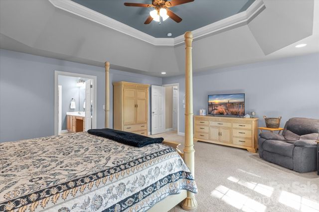 228 Forest Walk Way, Mooresville, NC 28115