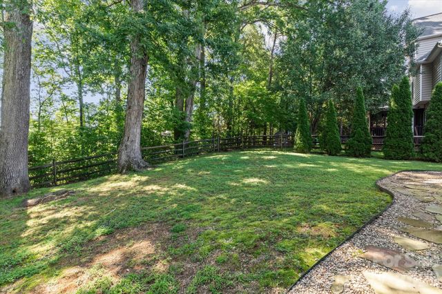 228 Forest Walk Way, Mooresville, NC 28115