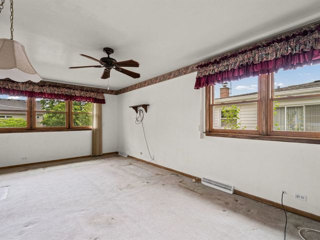 311 W Cypress Street, Arlington Heights, IL 60005