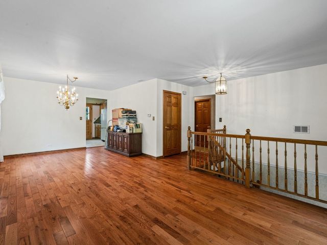 311 W Cypress Street, Arlington Heights, IL 60005