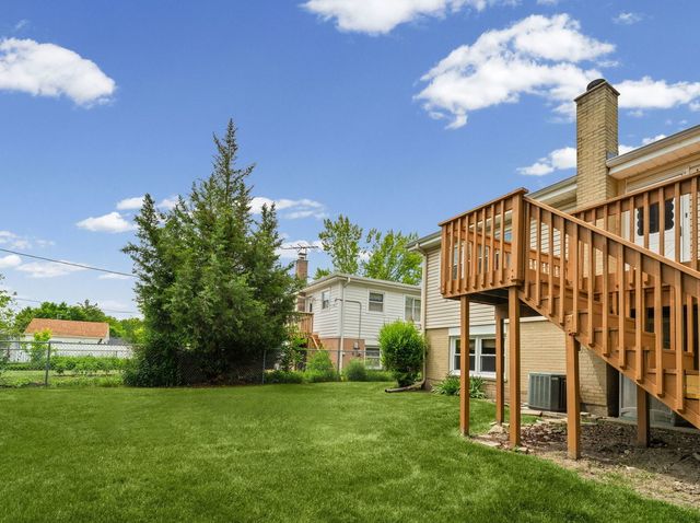 311 W Cypress Street, Arlington Heights, IL 60005