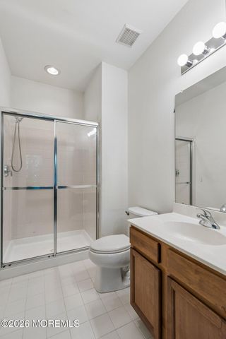 28 Fennel Court, Manchester, NJ 08759