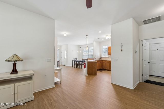 28 Fennel Court, Manchester, NJ 08759