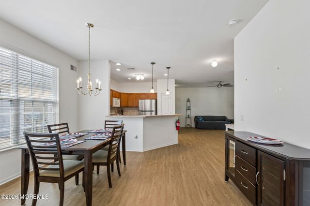 28 Fennel Court, Manchester, NJ 08759