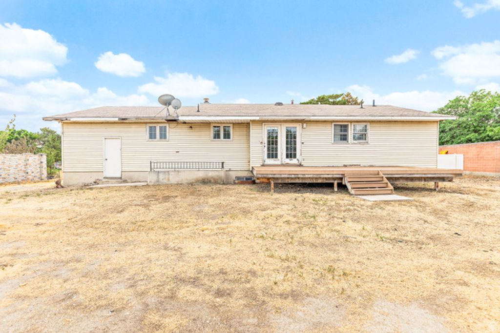 12666 S GILBERT CIR, Riverton, UT 84065 — photo 3