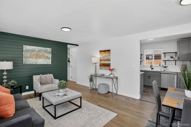 5160 E 33rd Avenue, Denver, CO 80207