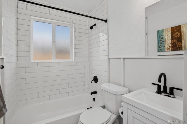 5160 E 33rd Avenue, Denver, CO 80207