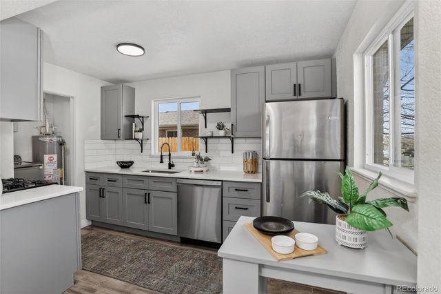 5160 E 33rd Avenue, Denver, CO 80207