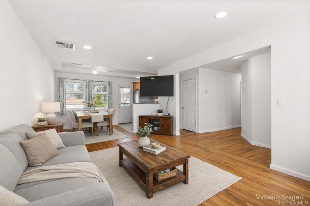 18 Wexford Street, Huntington, NY 11743