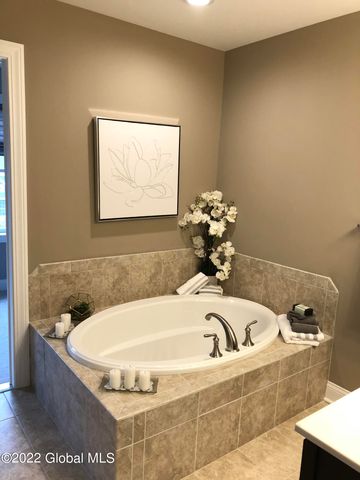 10 Balsam Court, Ballston, NY 12019