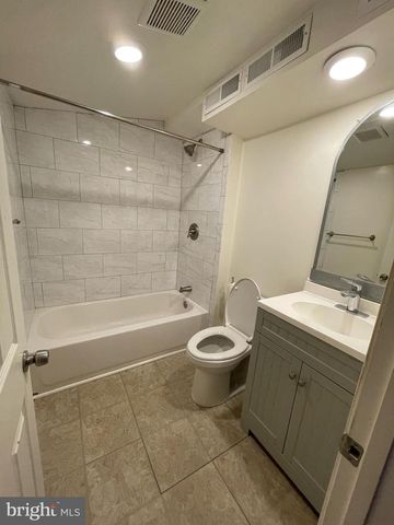 6308 61ST PL, Riverdale, MD 20737