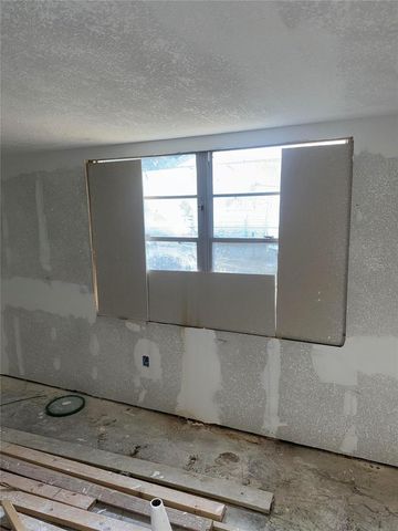 4901 E HANNA AVENUE, Tampa, FL 33610