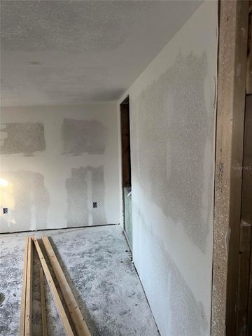 4901 E HANNA AVENUE, Tampa, FL 33610