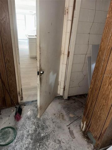 4901 E HANNA AVENUE, Tampa, FL 33610