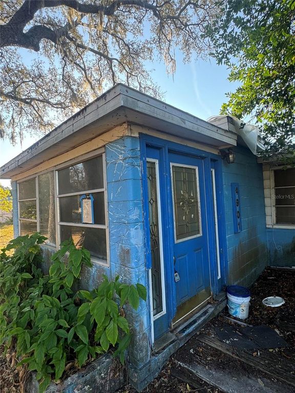 4901 E HANNA AVENUE, Tampa, FL 33610