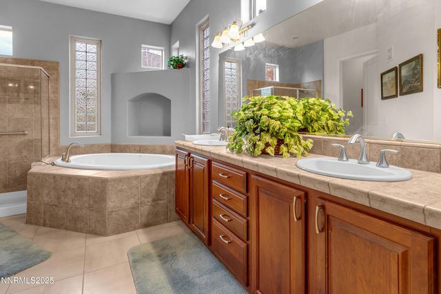 9900 Wilbur May Parkway APT 1802, Reno, NV 89521