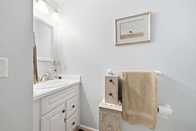 104 Cape Cod Ave, Plymouth, MA 02360