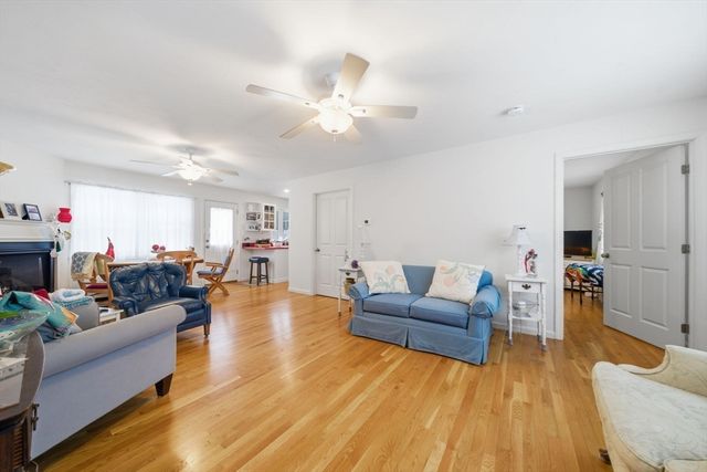 104 Cape Cod Ave, Plymouth, MA 02360