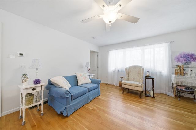 104 Cape Cod Ave, Plymouth, MA 02360