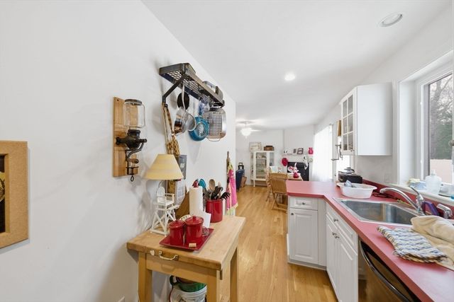 104 Cape Cod Ave, Plymouth, MA 02360