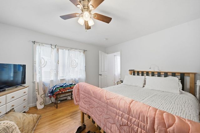 104 Cape Cod Ave, Plymouth, MA 02360