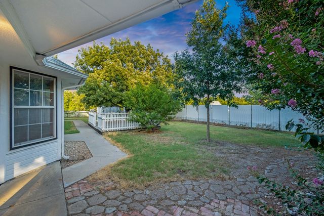 9861 Jim Christal Road, Denton, TX 76249