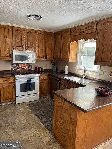 1252 Jasmine, Dublin, GA 31021