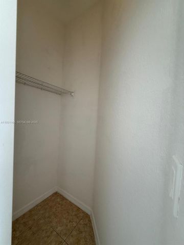 2221 NE 37th Ter 0, Homestead, FL 33033