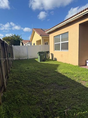 2221 NE 37th Ter 0, Homestead, FL 33033